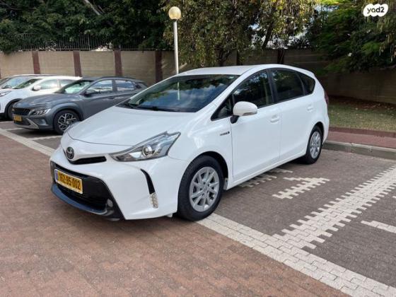 טויוטה פריוס פלוס הייבריד Active אוט' 1.8 (99 כ''ס) בנזין 2020 למכירה בגבעתיים