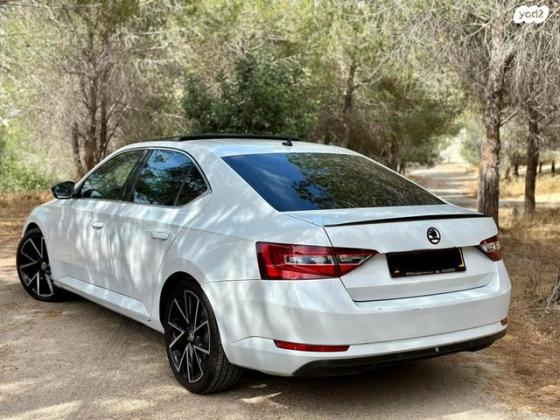 סקודה סופרב (עד 2019) Style אוט' 2.0 (220 כ"ס) בנזין 2016 למכירה בנצרת