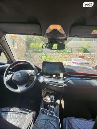 טויוטה C-HR Club הייבריד אוט' 1.8 (98 כ''ס) בנזין 2019 למכירה במודיעין מכבים רעות