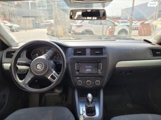 פולקסווגן ג'טה Trendline אוט' 1.2 (105 כ"ס) בנזין 2013 למכירה בנתניה