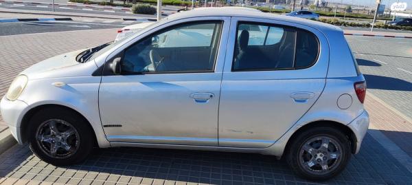 טויוטה יאריס Sol אוט' 1.3 (87 כ''ס) בנזין 2003 למכירה בבאר שבע