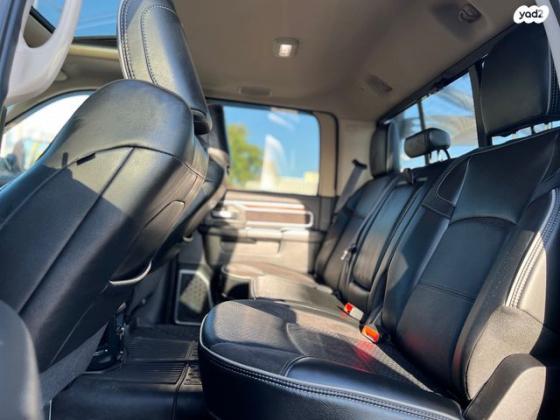 דודג' ראם ארוך RFLT אוט' 5600 סמ"ק (395 כ"ס) בנזין 2022 למכירה בראשון לציון