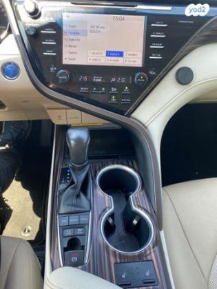 טויוטה קאמרי XLE הייבריד אוט' 2.5 (178 כ''ס) בנזין 2020 למכירה ברעננה