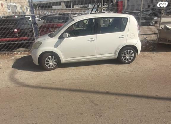 דייהטסו סיריון CX אוט' מהודר 1.3 (87 כ''ס) בנזין 2006 למכירה במעלה אדומים