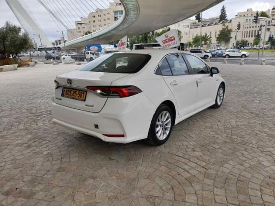 טויוטה קורולה הייבריד Sun סדאן אוט' 1.8 (98 כ''ס) בנזין 2019 למכירה בירושלים
