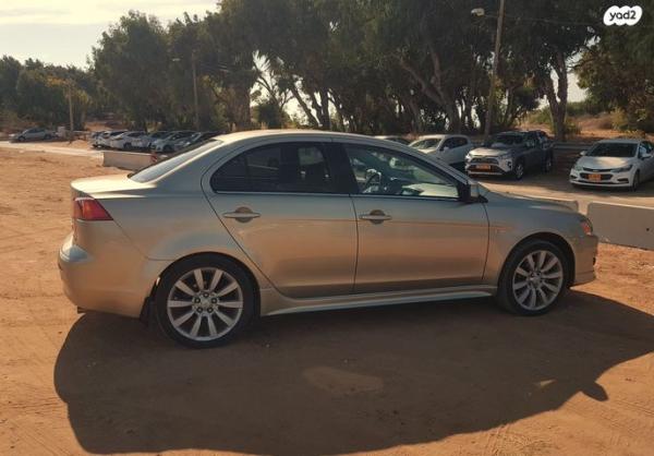 מיצובישי לנסר הדור החדש Limited אוט' 1.8 (140 כ''ס) בנזין 2008 למכירה ברעננה