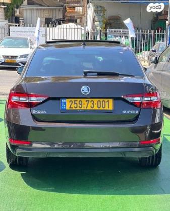 סקודה סופרב (עד 2019) L&K אוט' 2.0 (220 כ''ס) בנזין 2017 למכירה בפתח תקווה