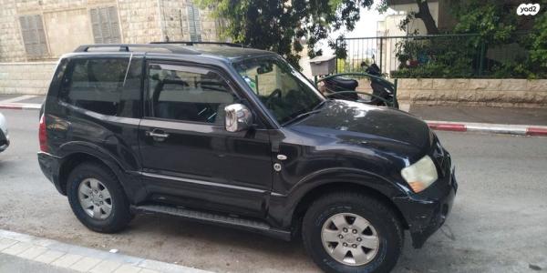 מיצובישי פג'רו קצר 4X4 Dakar אוט' דיזל 5 מק' 3.2 (160 כ''ס) דיזל 2006 למכירה בירושלים