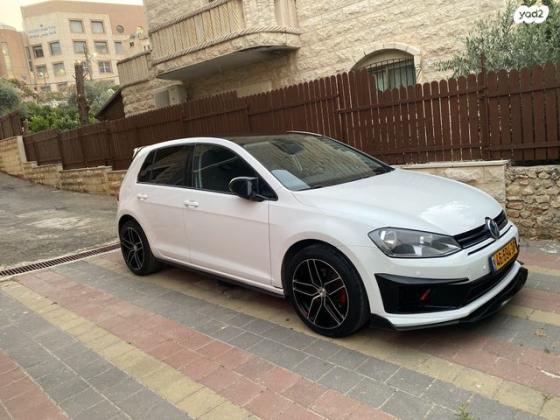 פולקסווגן גולף Trendline אוט' 5 דל' 1.4 (125 כ''ס) בנזין 2016 למכירה בחיפה