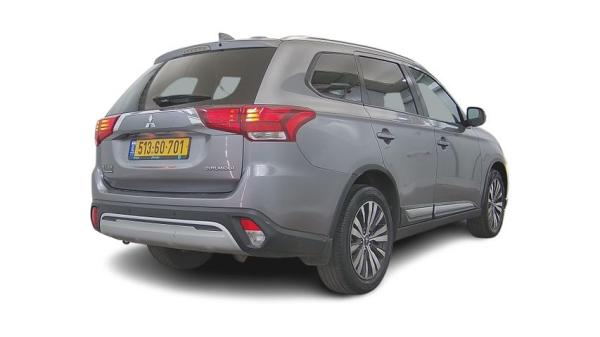 מיצובישי אאוטלנדר Instyle אוט' 7 מק' 2.0 (150 כ"ס) בנזין 2018 למכירה ב