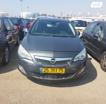 אופל אסטרה Enjoy הצ'בק אוט' 1.4 (140 כ''ס) בנזין 2012 למכירה בחולון