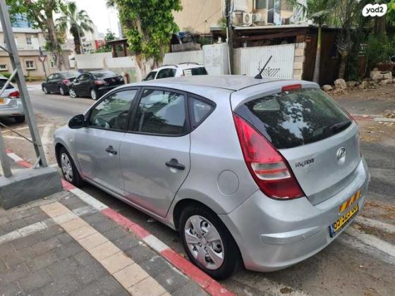 יונדאי i30 Inspire אוט' 1.6 (126 כ''ס) בנזין 2010 למכירה בתל אביב יפו