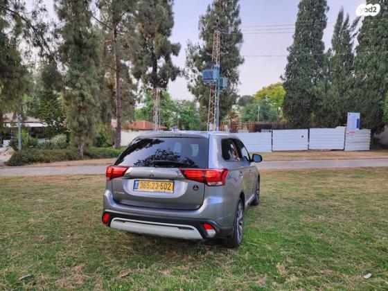 מיצובישי אאוטלנדר Instyle אוט' 7 מק' 2.0 (150 כ"ס) בנזין 2021 למכירה בגן שלמה