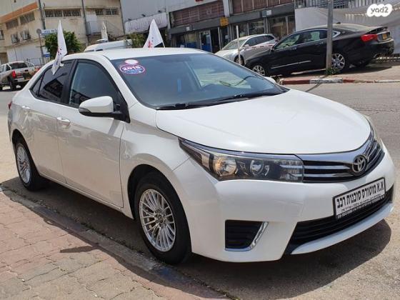 טויוטה קורולה Sun אוט' 1.6 (132 כ"ס) בנזין 2015 למכירה בנתניה