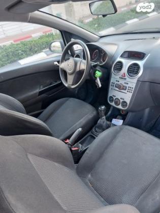 אופל קורסה Essentia ידני 3 דל' 1.2 (85 כ"ס) בנזין 2013 למכירה בנתניה