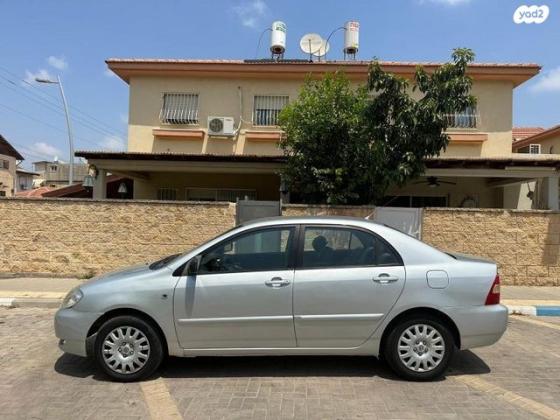טויוטה קורולה Sun אוט' 1.6 (110 כ''ס) בנזין 2003 למכירה באור יהודה