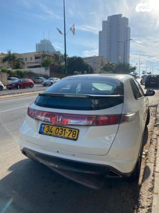 הונדה סיוויק האצ'בק החדשה Comfort אוט' 1.8 (140 כ''ס) בנזין 2011 למכירה בחדרה