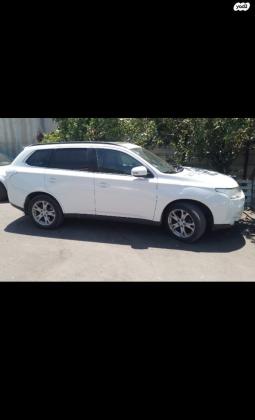 מיצובישי אאוטלנדר 4X4 Elite אוט' 7 מק' 2.0 (150 כ''ס) [2012-2015] בנזין 2013 למכירה בלוד