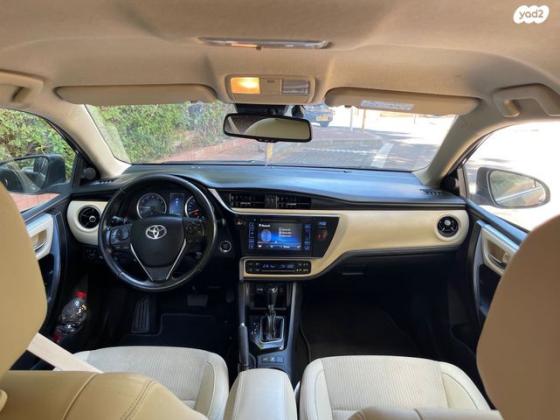 טויוטה קורולה 50th Edition אוט' 1.6 (132 כ"ס) בנזין 2018 למכירה בגבעתיים