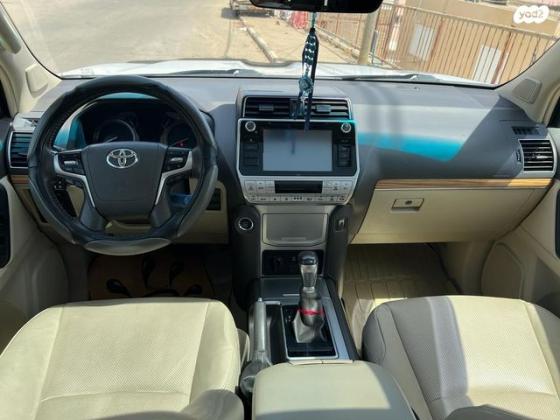 טויוטה לנד קרוזר ארוך 4X4 Limited אוט' דיזל 7 מק' 2.8 (177 כ"ס) דיזל 2019 למכירה בירכא