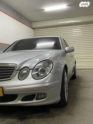 מרצדס E-Class E200K Classic אוט' 1.8 (163 כ''ס) בנזין 2007 למכירה בנצרת
