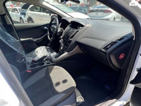 פורד פוקוס Trend סטיישן אוט' 1.6 (125 כ''ס) בנזין 2013 למכירה בחיפה