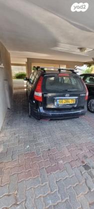 יונדאי i30CW Inspire סטיישן אוט' 1.6 (126 כ''ס) בנזין 2011 למכירה בחולון