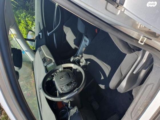 הונדה CR-V 4X4 ES אוט' 2.0 (150 כ''ס) בנזין 2006 למכירה בכפר ורדים