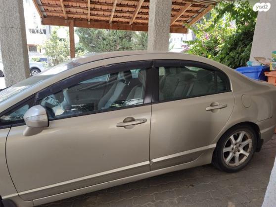 הונדה סיוויק סדאן החדשה LS אוט' 1.8 (140 כ''ס) בנזין 2008 למכירה ברחובות
