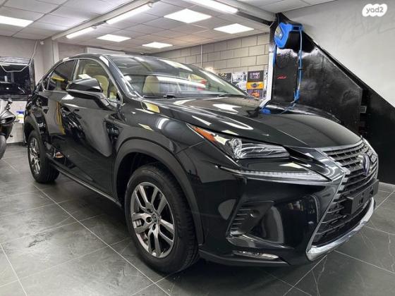 לקסוס NX 4X4 NX300H Premium הייבריד אוט' 2.5 (155 כ''ס) בנזין 2019 למכירה בחיפה