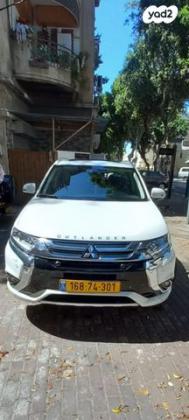 מיצובישי אאוטלנדר PHEV 4X4 Luxury הייבריד אוט' 5 מק' 2.0 (121 כ"ס) היברידי חשמל / בנזין 2018 למכירה בחיפה
