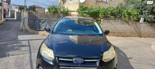 פורד פוקוס Trend סטיישן אוט' 1.6 (125 כ''ס) בנזין 2011 למכירה בעכו