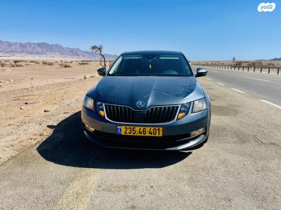 סקודה אוקטביה Ambition אוט' 1.4 (150 כ''ס) בנזין 2017 למכירה בכפר סבא