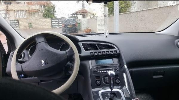 פיג'ו 3008 Premium PK אוט' 1.6 (156 כ''ס) בנזין 2011 למכירה באור עקיבא