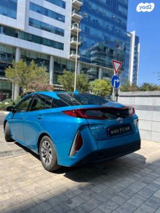 טויוטה פריוס פלאג-אין Comfort היברייד אוט' 1.8 (98 כ''ס) היברידי חשמל / בנזין 2020 למכירה בחולון