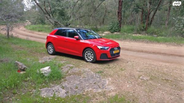 אאודי A1 Sportback Style Comfort אוט' 1.0 (116 כ''ס) בנזין 2019 למכירה בתל אביב יפו