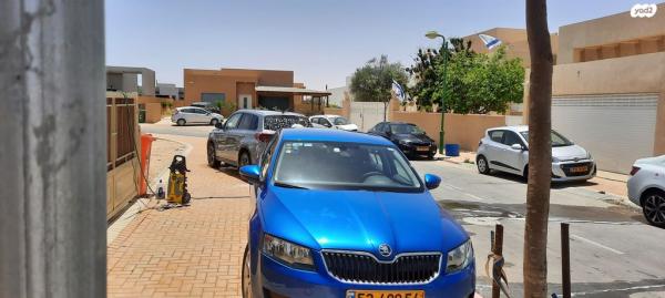 סקודה אוקטביה Ambition אוט' 1.2 (110 כ"ס) בנזין 2015 למכירה בכפר סבא