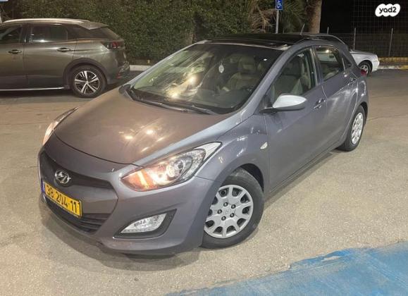 יונדאי i30 Inspire אוט' 1.6 (135 כ"ס) בנזין 2013 למכירה בפתח תקווה