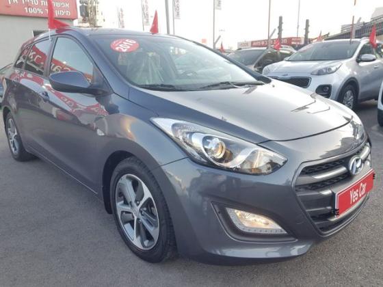 יונדאי i30CW Inspire סטיישן אוט' 1.6 (135 כ"ס) בנזין 2016 למכירה בבת ים