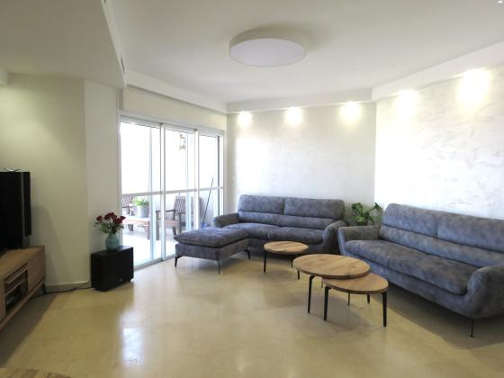 מרדכי גור 9 (רמת פולג)