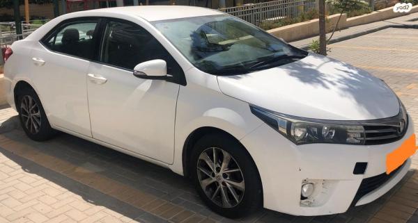 טויוטה קורולה GLI-FL אוט' 1.6 (132 כ''ס) [2013-2016] בנזין 2014 למכירה בנתניה