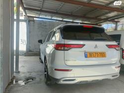 מיצובישי אאוטלנדר Premium אוט' 7 מק' 2.5 (181 כ"ס) בנזין 2022 למכיר