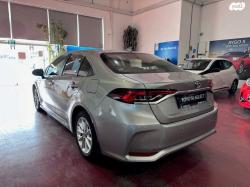 טויוטה קורולה הייבריד Sun סדאן אוט' 1.8 (98 כ''ס) בנזין 2020 למכ