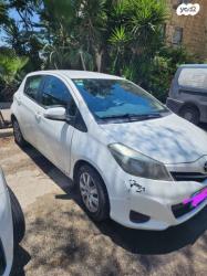 טויוטה יאריס Sol אוט' 1.3 (99 כ"ס) בנזין 2013 למכירה בירושלים