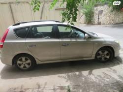 יונדאי i30CW Inspire סטיישן אוט' 1.6 (126 כ''ס) בנזין 2011 למכירה ביר