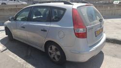 יונדאי i30CW Inspire סטיישן אוט' 1.6 (126 כ''ס) בנזין 2011 למכירה ביר