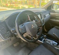 מיצובישי אאוטלנדר Intense אוט' 5 מק' 2.0 (150 כ"ס) בנזין 2017 למכיר