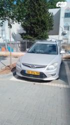 יונדאי i30CW Inspire סטיישן אוט' 1.6 (126 כ''ס) בנזין 2011 למכירה בחד