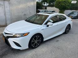 טויוטה קאמרי LE Plus הייבריד אוט' 2.5 (208 כ''ס) בנזין 2019 למכירה