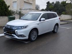 מיצובישי אאוטלנדר PHEV 4X4 Luxury הייבריד אוט' 5 מק' 2.4 (135 כ''ס) ה